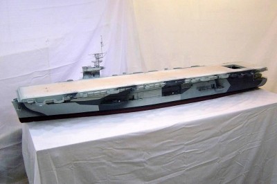 MS32 Design 4A 015.jpg (60.87 KiB) Viewed 7768 times And again, the replica. I think this is pretty close. Can't really see the pattern that well in the photos. Also, being black and white and very old, it's difficult to distinguish colors. A best guess scenario on my part.