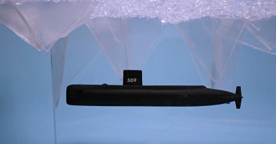 USS_Tigerfish_small_02.jpg