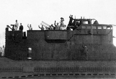 I-29 bridge with German quad flak , 1944.jpg