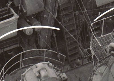DD446Mid-to-FwdDeckhouse.jpg
