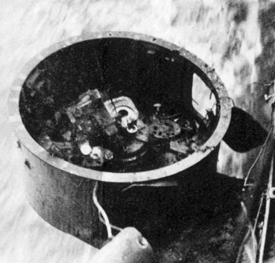 Shokaku mast, AA damage midsection #2, Coral Sea, May 1942.jpg