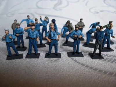Figures 050.JPG