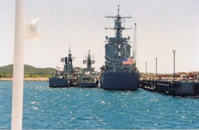 USS Long Beach CGN9 in Fremantle with two RAN River class DE's alongside (I think they are HMAS Swan and HMAS Derwent
