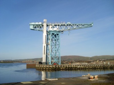 Clydebank_Titan_Crane_-_geograph_org_uk_-_1069892.jpg