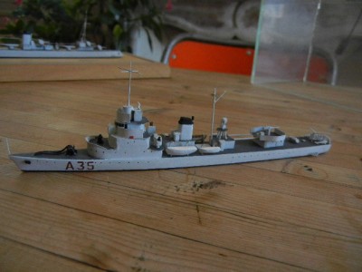 1971 My first ship 1/500 scale : Aviso l'Imp�tueuse