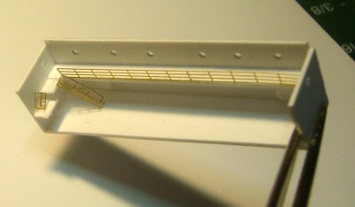 The small down ladder for pocket four