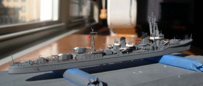 Naganami 1942 strbrd qtr A.jpg