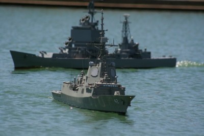 HMAS Sydney, USS Longbeach A1.jpg