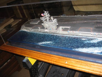 THIS!  This is the exact effect I wanted from above, being able to see that there is a lower hull under the water, but not beign able to see it clearly.