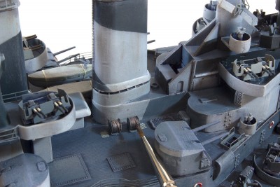 I attach the reels first before painting the cable.