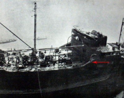 Kyokuto Maru salvage postwar, Manila Harbor bridge view.jpg