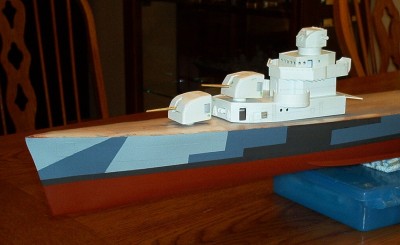 Photos of Seattle-Tacoma Fletchers painted in Ms. 31 11D indicate that the port bow scheme is slightly different than the measure specified (see bottom drawings).  Although I did not have photos of the port side of DD-802, I did for one other Seattle-Tacoma Fletcher painted in this scheme (USS Rooks DD-804) so I assumed Gregory was painted similarly and went with it.