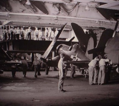 CV-9 EssexHangar02.jpg