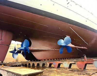 BB64 Stbd Shaft in Drydock (Medium).jpg