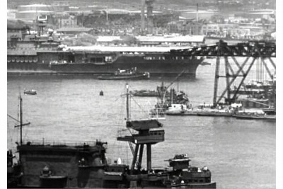 CV5 at Pearl 1942.jpg