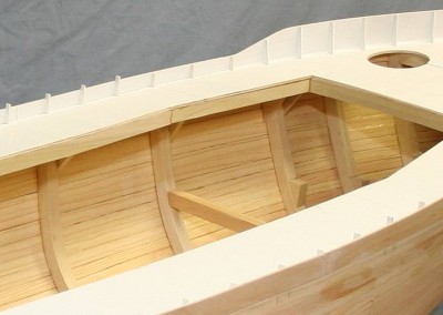 Close-up of the braces. A cap rail will go on later.