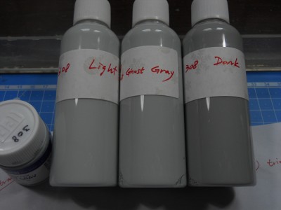 On the basis of above assumption, I mixed colors to make 3 affiliated colors as below.<br />Used basic color is light ghost gray which is a Korean brand and equivalent to #308 of GSI Creos. I will call just original #308 hereunder. Prepared colors are light #308, original #308 and dark #308 to paint hull and out-side of bridge and funnel building of the ship.