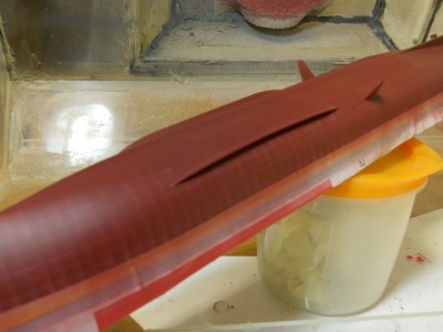 Thin �light hull red� was overlaid on hull red. I tried to overlay thin light hull red as much as possible intentionally.