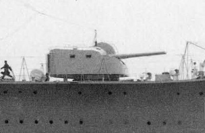 Type B turret, #1 mount, Ayanami as built, 1930.jpg