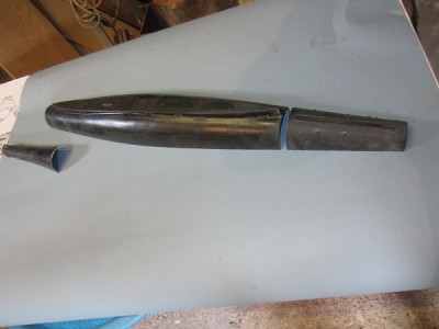 The cut dividing the aft upper hull.