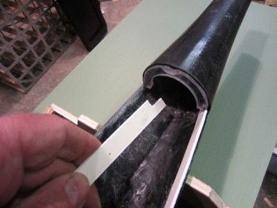 These strips were fitted into the acrylic bulkheads.