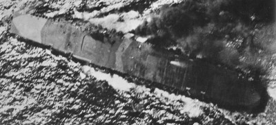 Zuikaku under attack, overhead Oct 25, 1944.jpg