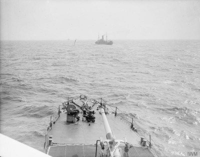 escort astern convoy