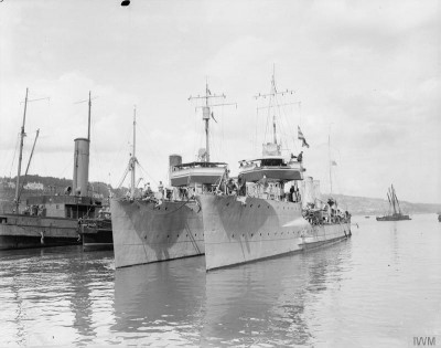 2 Destroyers Queenstown