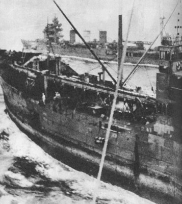 NIPPON MARU & Abukuma -FROM_KISO during Kiska evacuation 1943 a.jpg