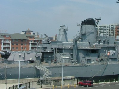 USS-Wisconsin showing padeye (2).jpg