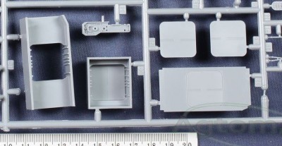 tamiya-1_700-junyo-elevator parts.jpg