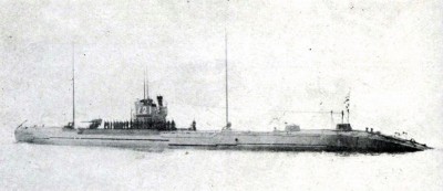 Japanese_submarine_I-21.jpg