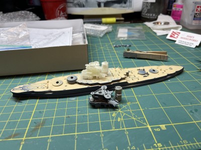 Shapeways printed AZ superstructure with kit supplied parts next to it.